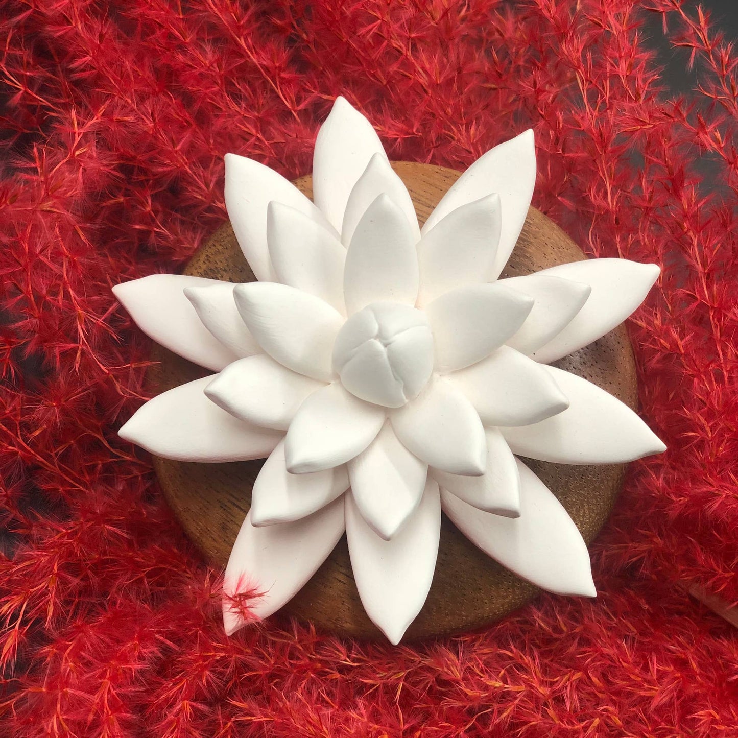 Diffusore di oli essenziali, Diffusore Lotus in porcellana