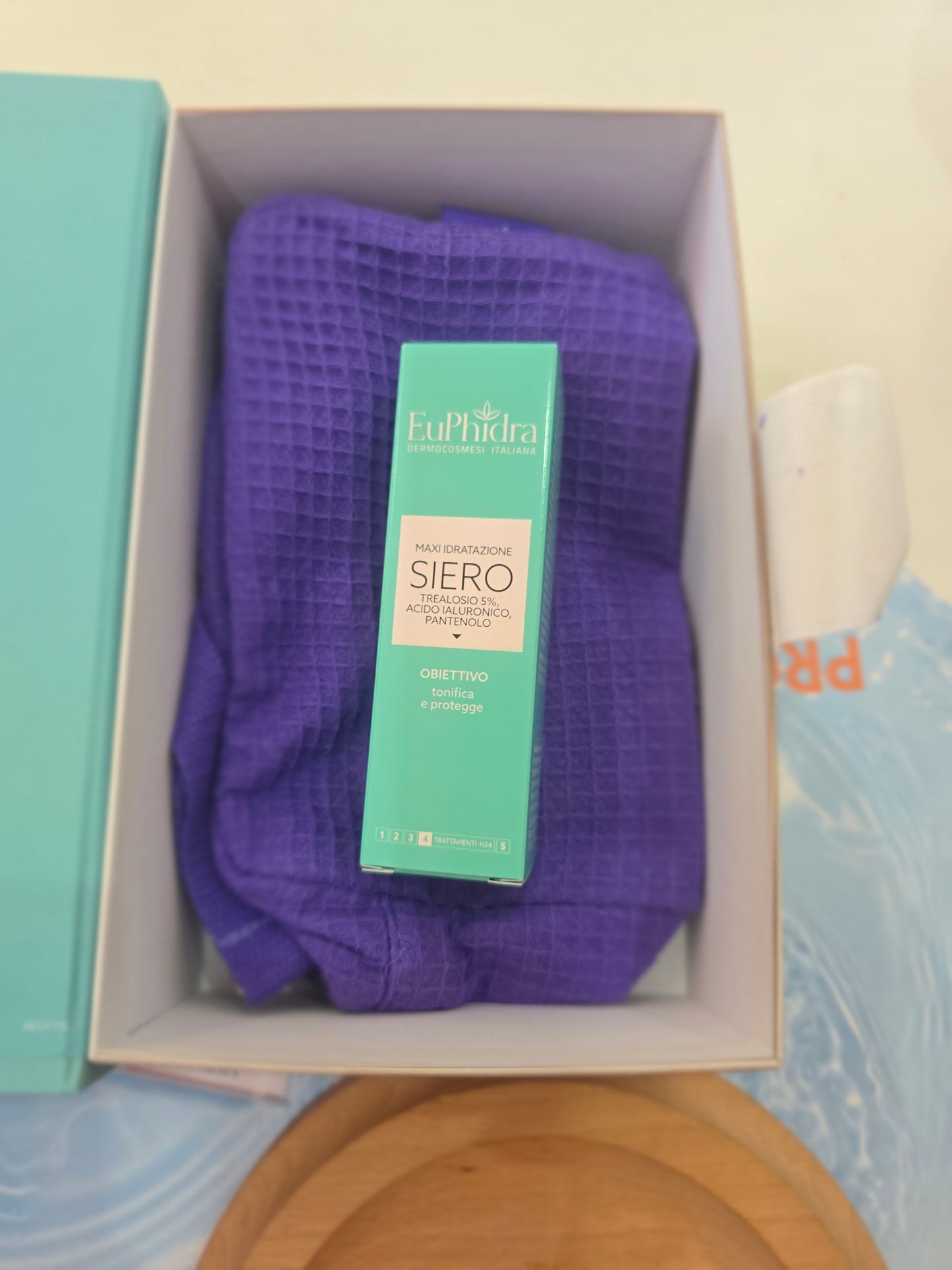 Euphidra Oro Blu cofanetto viso siero+ pochette
