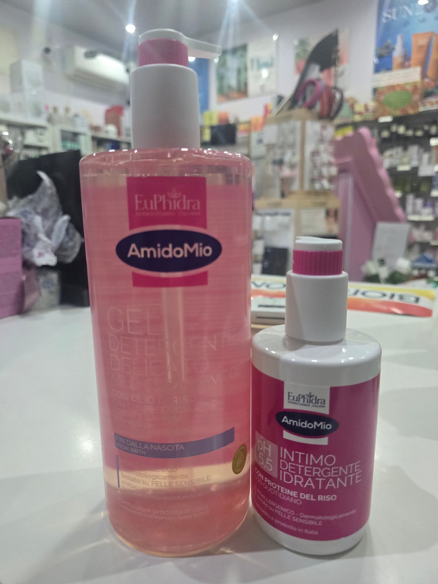 Gel detergente delicato corpo e capelli formato da 1 litro + intimo in omaggio