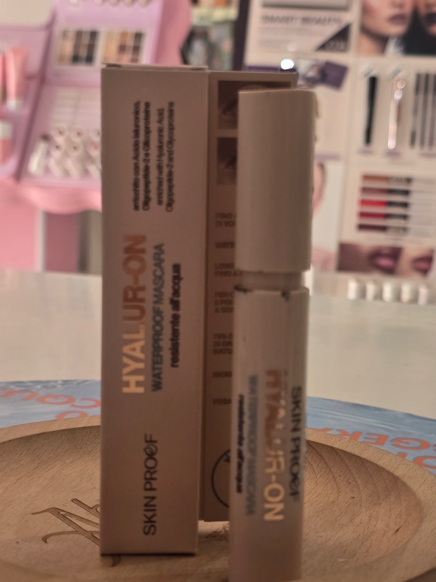 Hyalur-on Mascara waterprood super resistente Skinproof